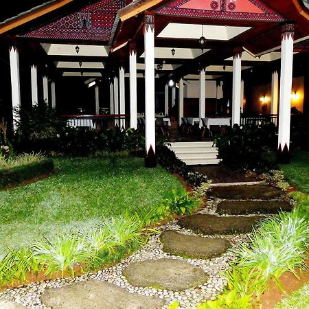 Toraja Torsina Hotel ランテパオ エクステリア 写真